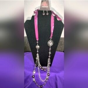 Paparazzi Silver and Pink Necklace Set